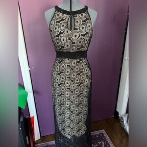 Vintage Hand Beaded Carmen Marc Valvo Black and Cream Lace Midi Dress Size Small
